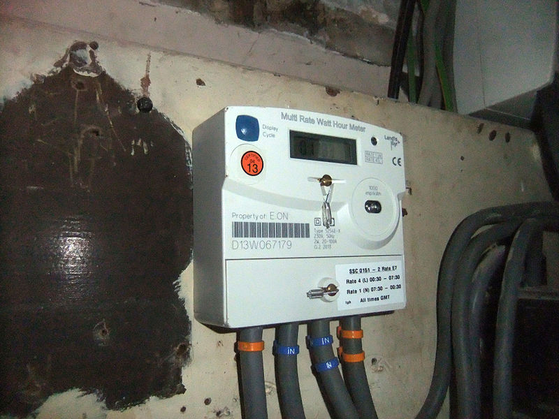 File:Electric meter -Broomfield Road, Coventry, England-16Jan2014.jpg