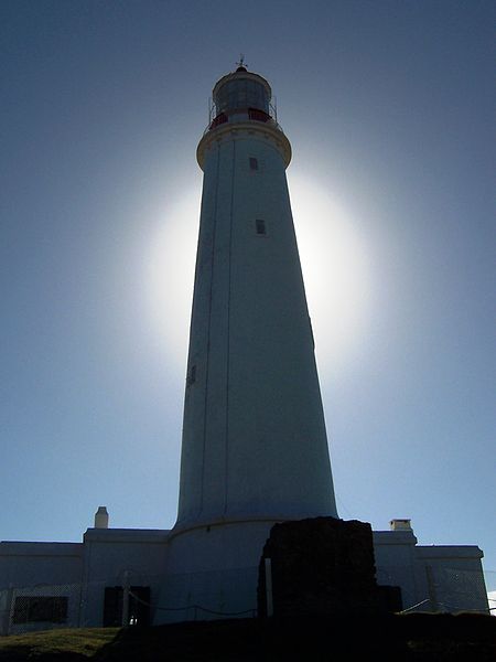 File:Faro La Paloma..jpg