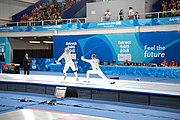 Deutsch: Fechten bei den Olympischen Jugend-Sommerspielen 2018: Tag 1, 7. Oktober 2018, Jungen, Säbel, Finale - Krisztián Rabb (HUN) - Hyun Jun (KOR) (USA) 15:13 English: Fencing at the 2018 Summer Youth Olympics at 7 October 2018 – Boys' sabre Gold medal match – Krisztián Rabb (HUN) Vs Hyun Jun (KOR) (USA) 15:13