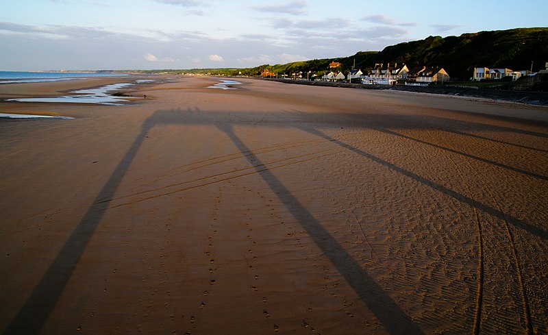 File:Final night @ Omaha Beach (6032053623).jpg