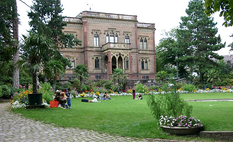 File:Freiburg-Colombipark-06-Schloesschen-2009-gje.jpg