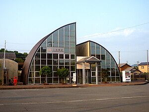 Futaminoura Station 20110508B.jpg