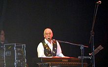 Gary Brooker 2001.jpg