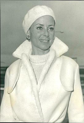 Genevieve Sayfası, 1987.jpg