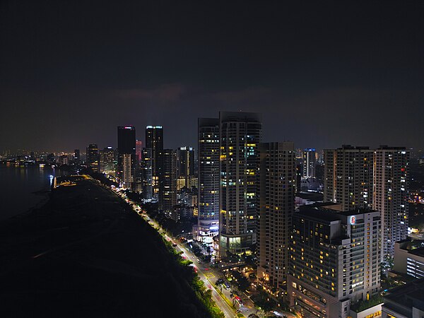 Image: Gurney Drive at night