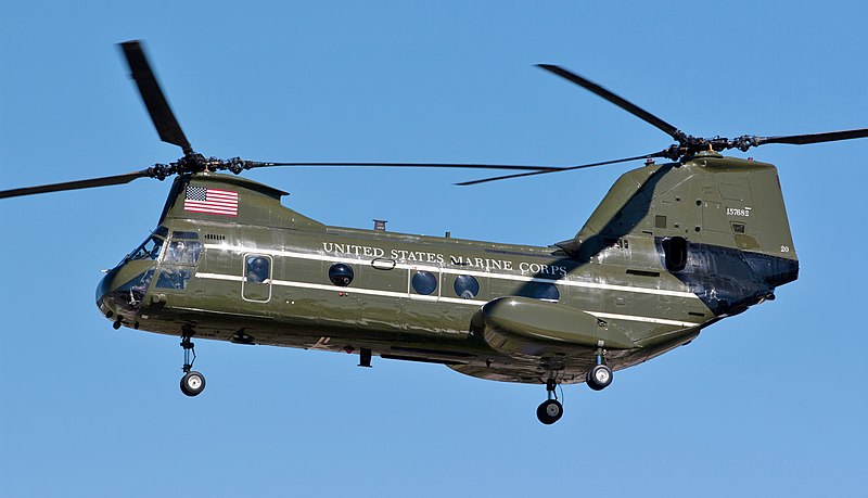 File:HMX-1 - Sea Knights - CH-46.jpg