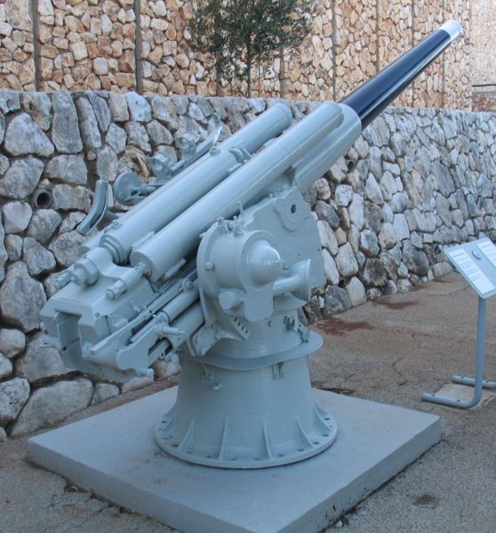 File:HN-INS-Hagana-K-20-Italian-102mm-gun-3.jpg