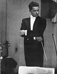 Herbert von Karajan dirigiert im NHK Symphony Orchestra, Tokyo 1954 (01) Scan10015.jpg