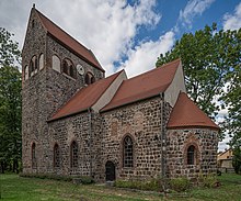 A fieldstone church in Honow, constructed some time before 1250. Hoppegarten Dorfkirche Honow asv2022-09 img1.jpg