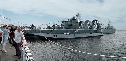 A Russian navy Landing Craft Zubr class, an example of a large armed military hovercraft
