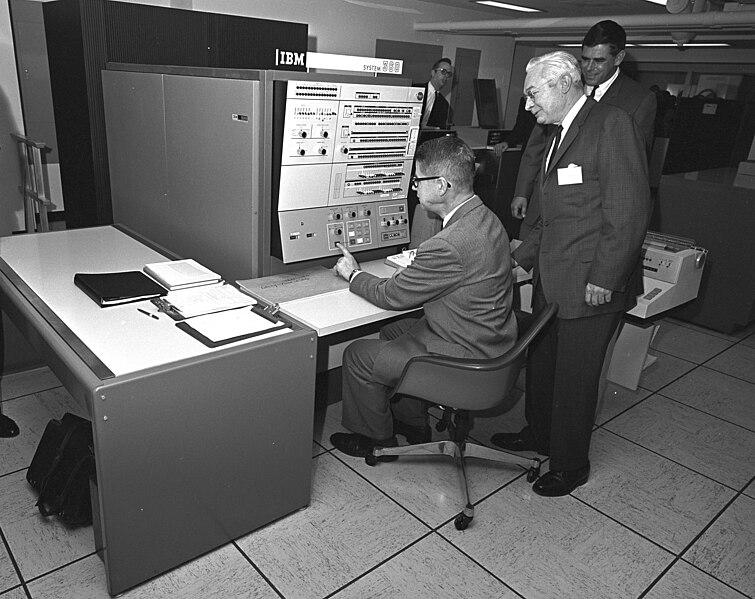 File:IBM System 360 at USDA.jpg