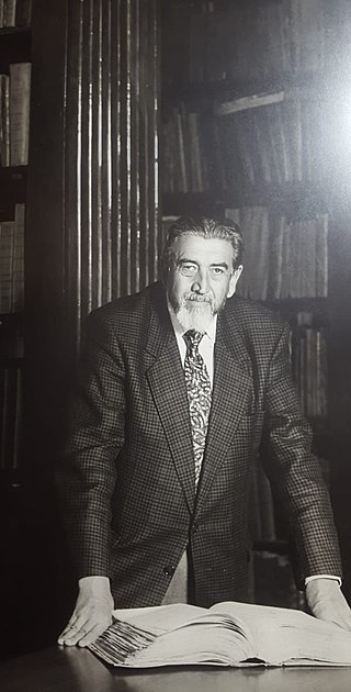 <span class="mw-page-title-main">Jorge Salvador Lara</span> Ecuadorian politician diplomat, columnist, writer, and historian.