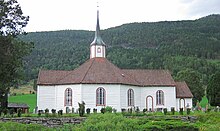 Innvik kyrkje1.JPG