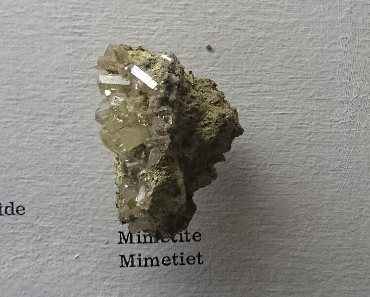 File:Iziko Mineral Mimetite.JPG