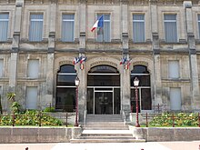 L'hôtel de ville.