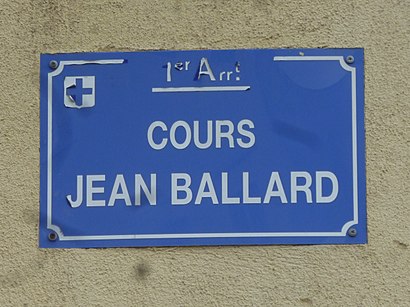 Comment aller à Cours Jean Ballard en transport en commun - A propos de cet endroit