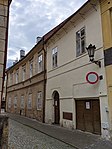 Jičín-Staré Město - Lindnerova ulice, vlevo (dále) čp. 12, vpravo (blíže) čp. 13).jpg