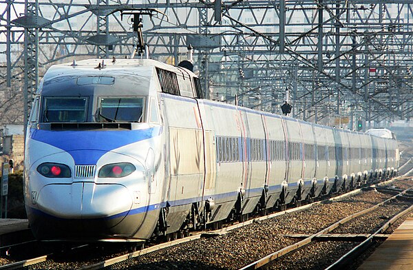 KTX-I trainset 24 leaving Daejeon Station