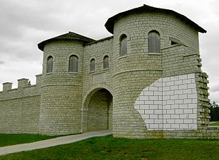 Ricostruzione della porta del forte di Weißenburg in Bayern