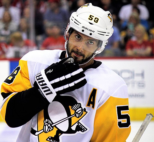 Letang with the Pittsburgh Penguins in 2017