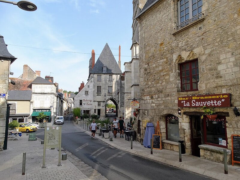 File:La Charite-sur-Loire2.jpg