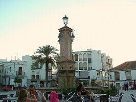 La fontana della Plaza del Ayuntamiento, Villamartín.jpg