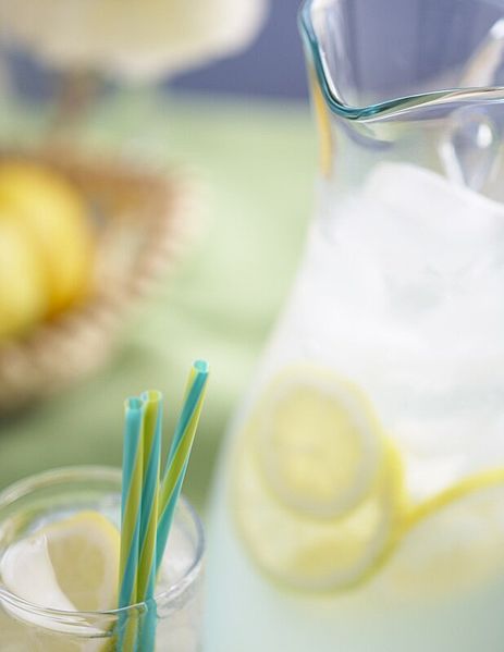 File:Lemonade with straws.jpg