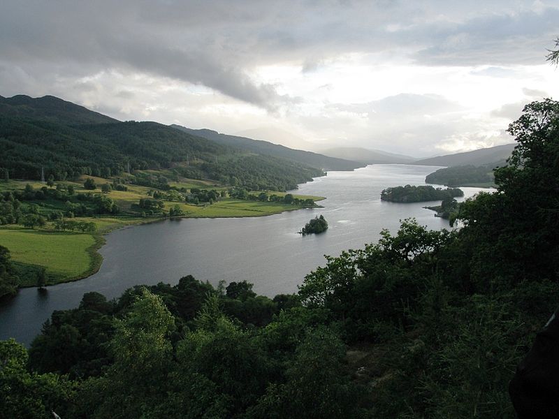 File:Loch Tummel.jpg