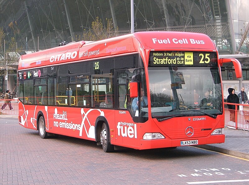 Der Mercedes-Benz Citaro BZ 800px-London-fuel-cell-bus-route25