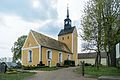 Kirche mit Ausstattung, Kirchhof mit Einfriedungsmauer, Gedenktafel für Opfer des Faschismus und Denkmal für die Gefallenen des Ersten Weltkrieges