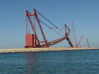 <span class="mw-page-title-main">Ring crane</span> Type of construction crane