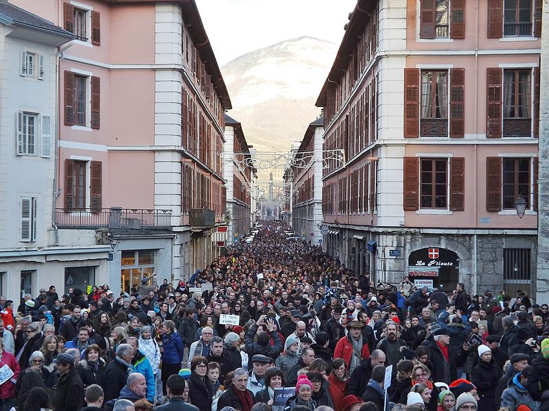 File:Marche républicaine 2015, Chambéry 7.JPG