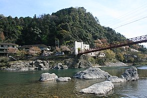 Minon silta ja Oguravuori