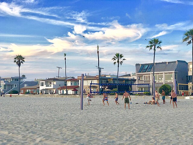 Beach volleyball at Mission Beach