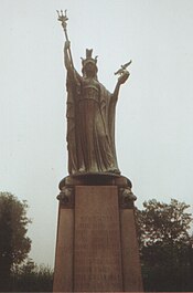 Morley war memorial. Photo by Phillip Medhurst 1992.jpg