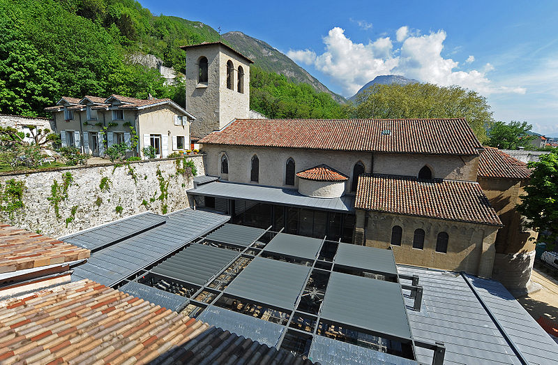 File:Musée archéologique de Grenoble 027.jpg