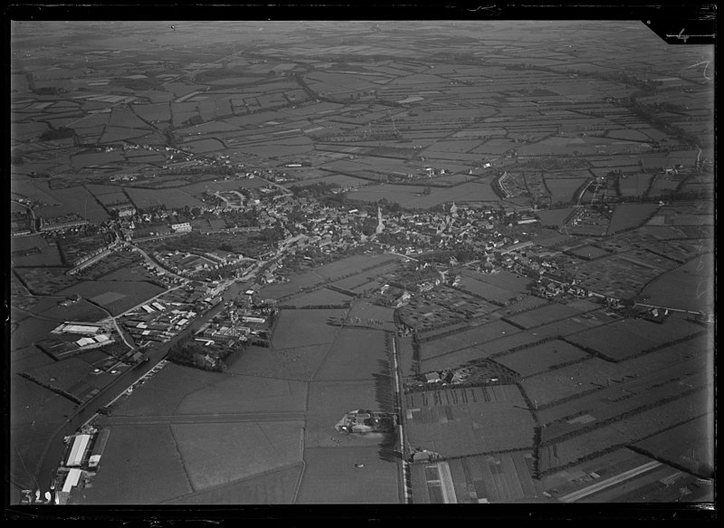 File:NIMH - 2011 - 0382 - Aerial photograph of Nijkerk, The Netherlands - 1920 - 1940.jpg