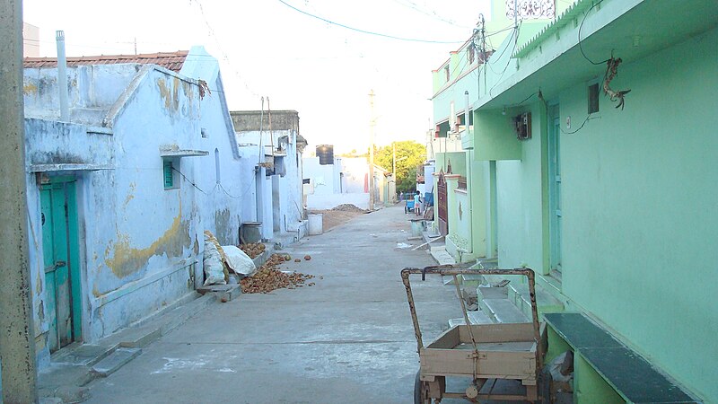 File:Nadar Street in Aravakurichi.JPG