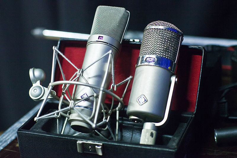 File:Neumann U87 & U47, Toot Toot in Mankku Studio.jpg