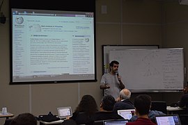 Apresentação sobre a Wikipédia na maratona Neurociência e Matemática I