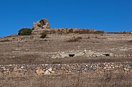 Nuraghe Ruju et Nécropole Filigosa.jpg