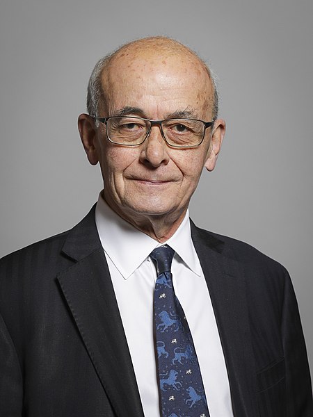 File:Official portrait of Lord Kerr of Kinlochard crop 2, 2019.jpg