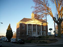 Old Huntington, New York Town Hall-2.JPG