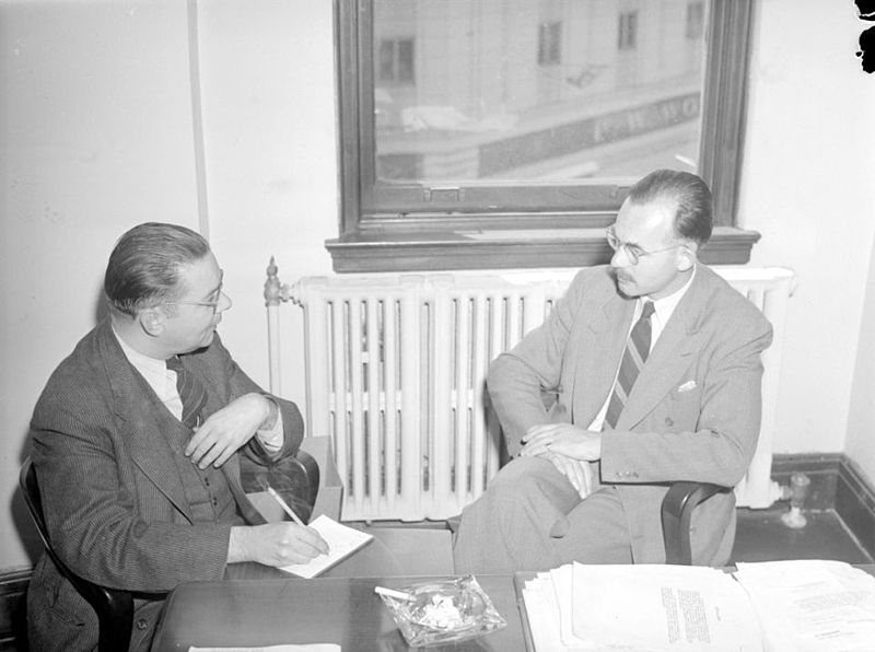 File:People. Office National du Film. G.Danis, Mr. G McInnis BAnQ P48S1P12377.jpg