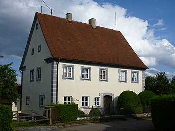 Datei:Pfarrhaus_Allmannshofen_01.JPG