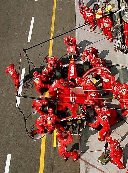 Fail:Pit_Stop.jpg