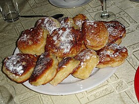 Racuchy turowskie Polish pastries.jpg