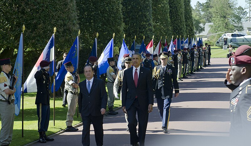 File:President Obama and French President Hollande Arrive at the Normandy American Cemetery- June 2014.jpg