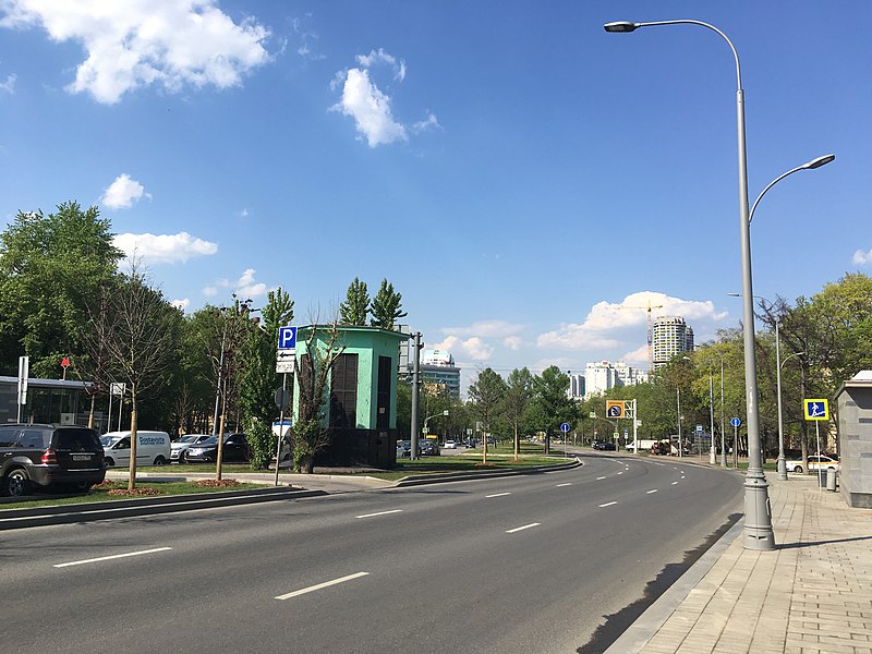 File:Profsoyuznaya Street 1-39, Moscow - 6940.jpg