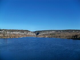 Image illustrative de l’article Lac de Quinson